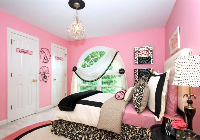 How to decorate a girls bedroom