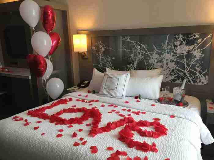 How to decorate bedroom for valentine&#39