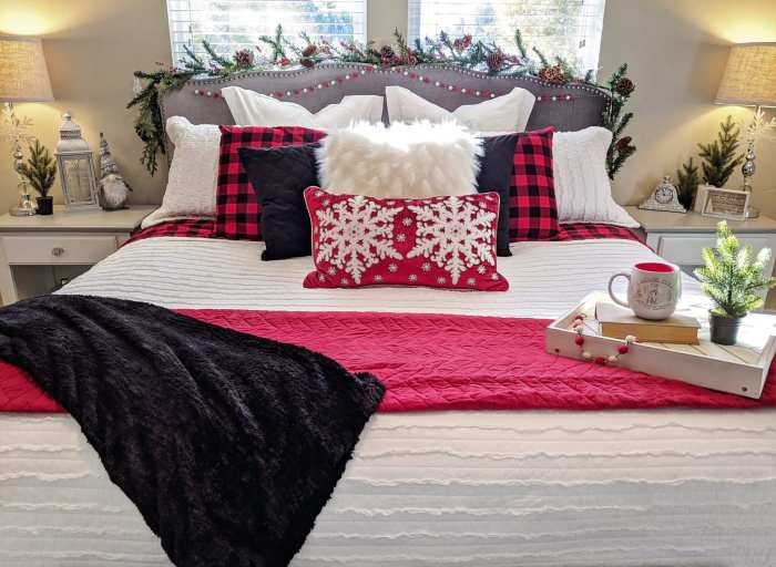 How to decorate bedroom for christmas