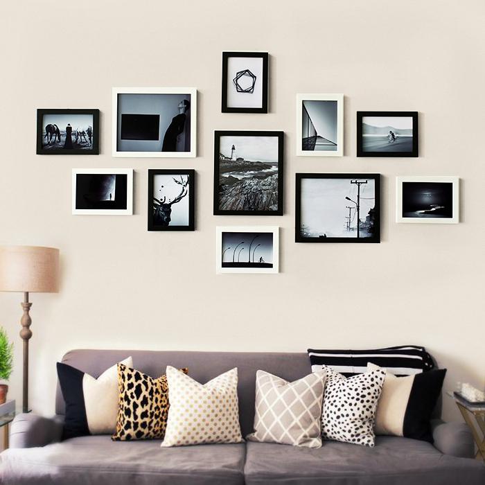 How to decorate with picture frames living room