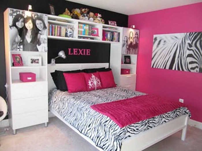 How to decorate teenage bedroom walls