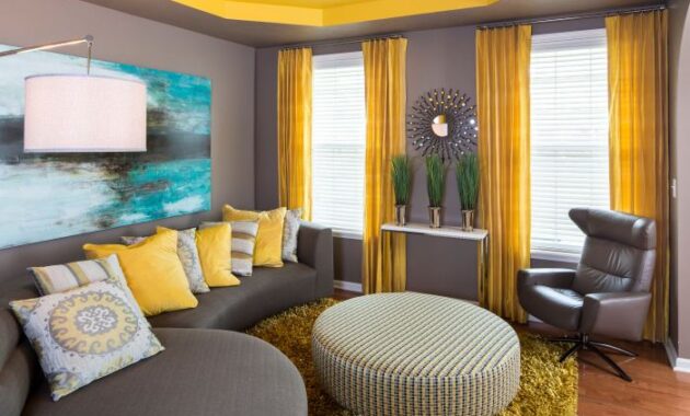 How to decorate with yellow walls living room