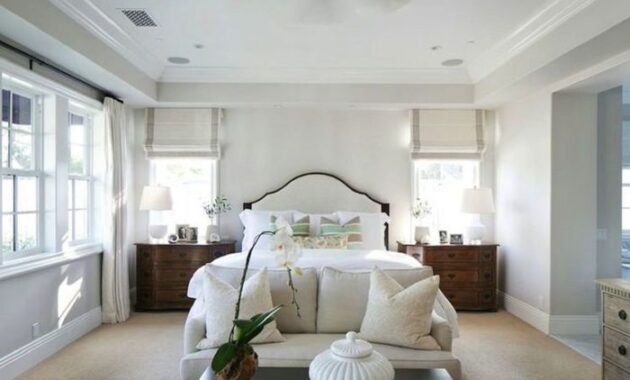 How to decorate a traditional bedroom